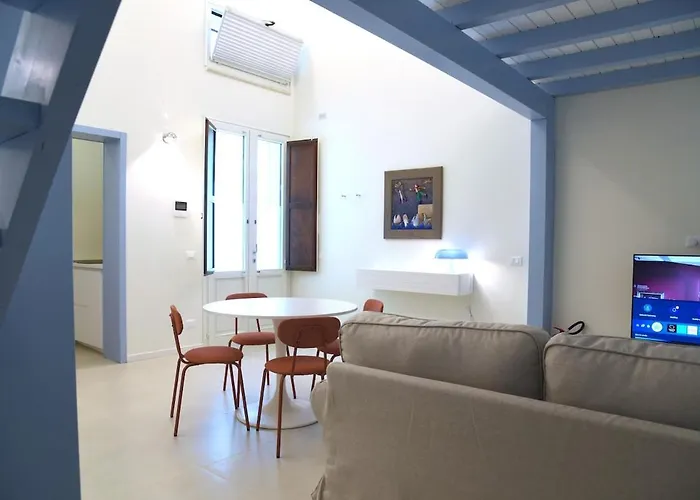 Quarantatre דירה *